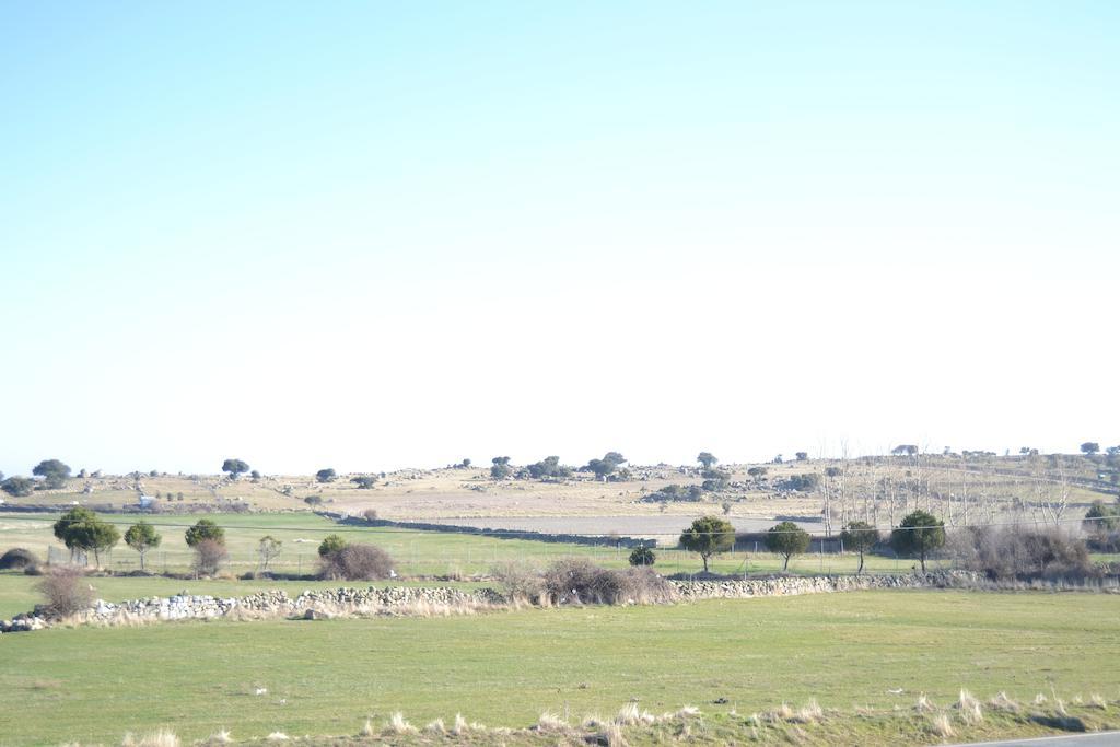Casa Rural El Dolmen Bernuy-Salinero Exterior photo